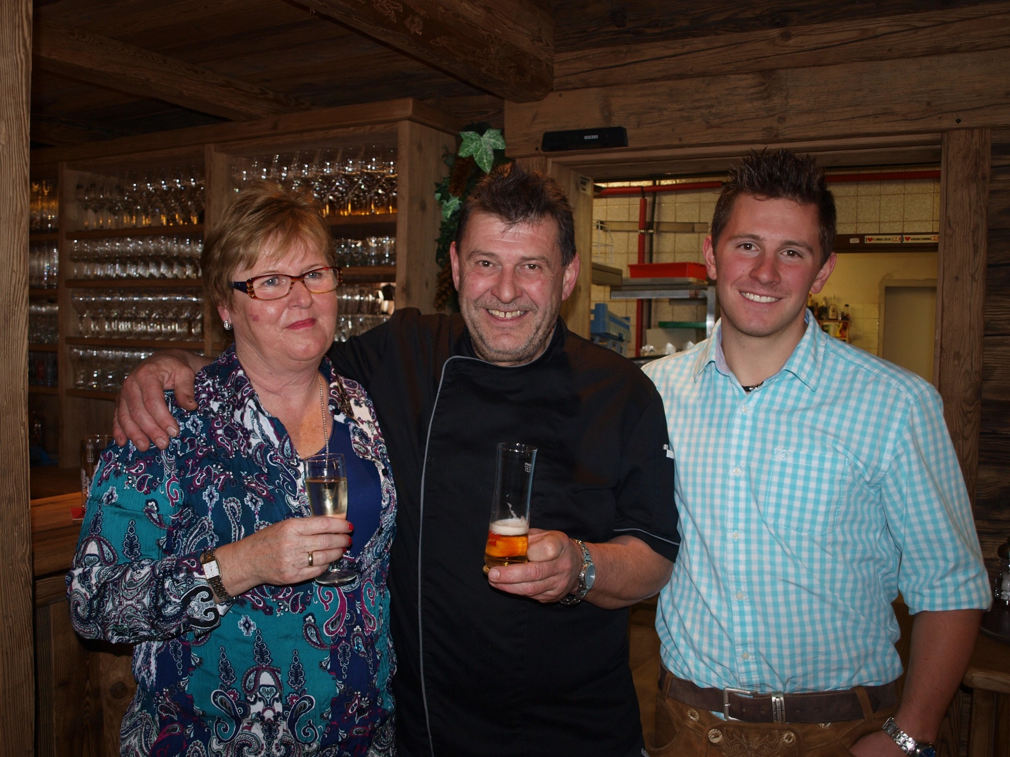 Möseralmwirt Oskar mit Sohn Christoph bei der Eröffnungsfeier der Möseralm 2013