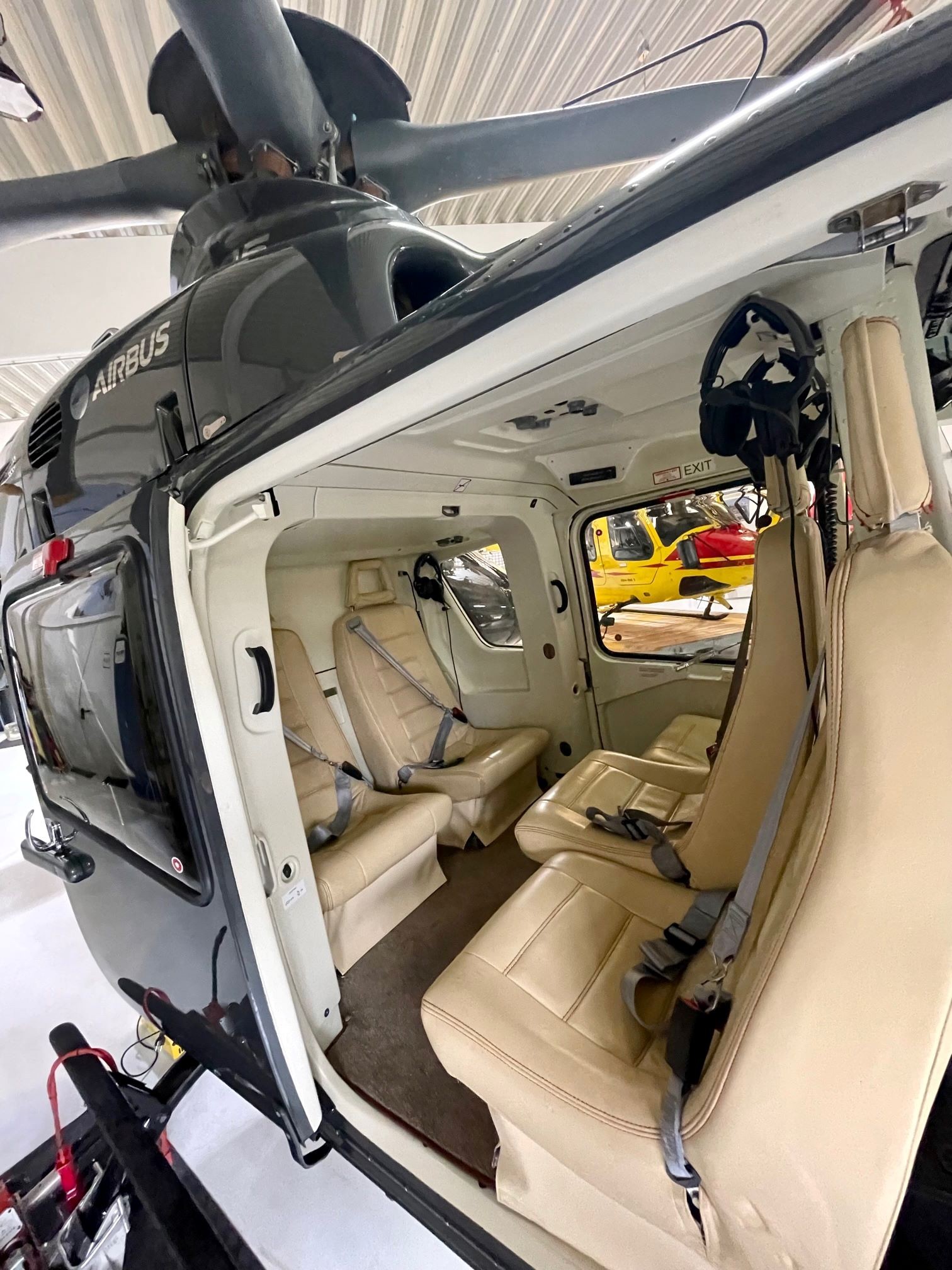 Airbus EC135P1 OE-XLR Bild 2